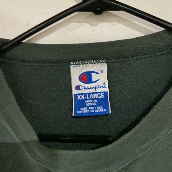 Champion xxlarge - Picture 3 of 3